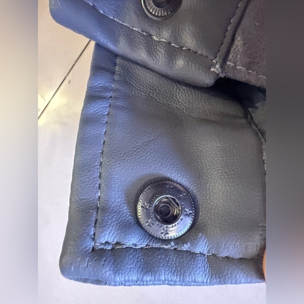 FERRARI F COLLECTIONS — MADE IN ITALY, FAUX LEATHER, SUEDE, GREY, LUXURY JACKET - Picture 7 of 16